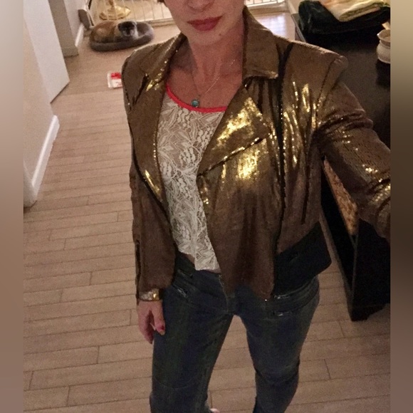 W118 by Walter Baker ronnie jacket size M in gold sequined biker jacket - Picture 2 of 15